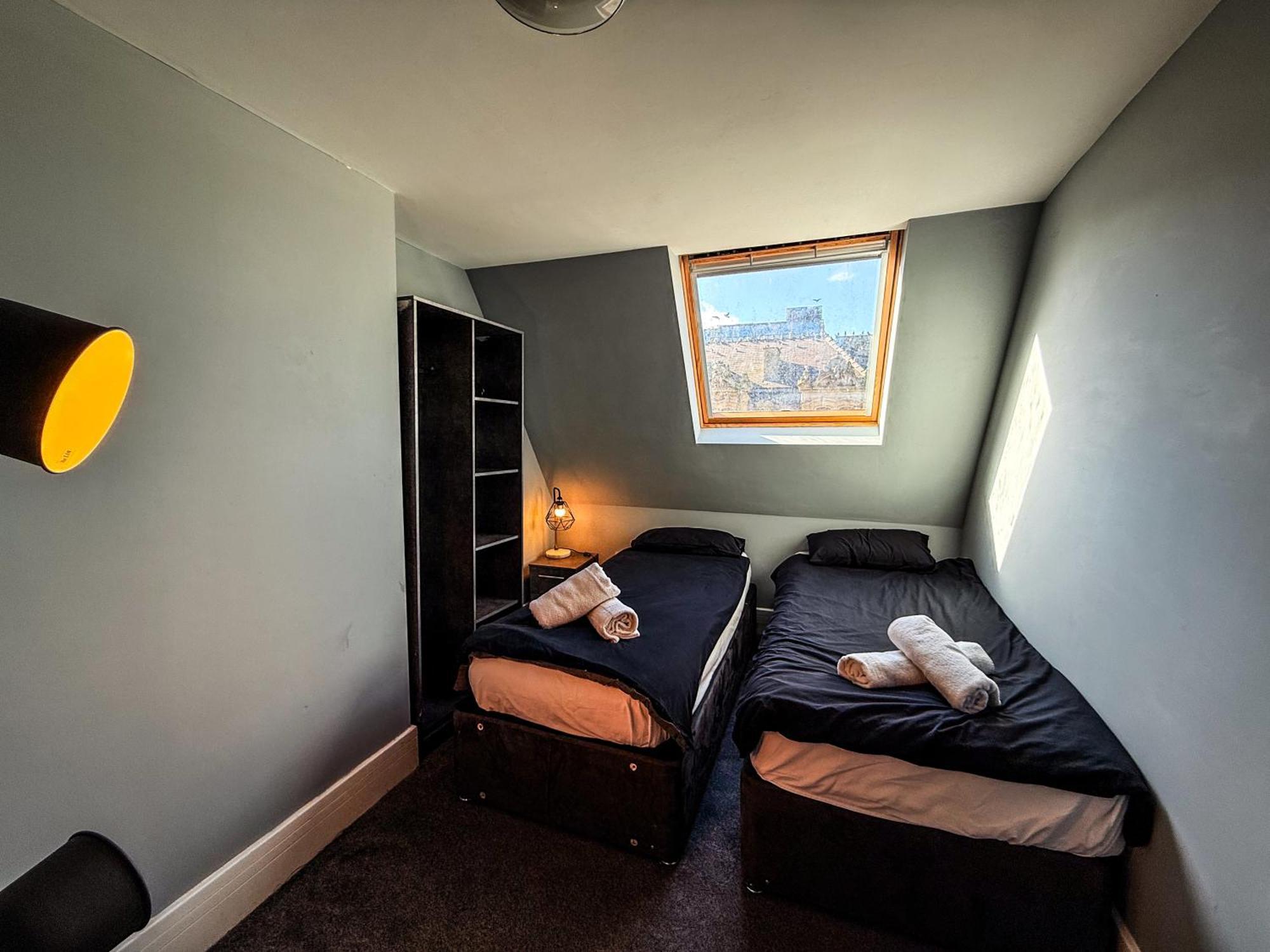 2 Bedroom Apartment In The Heart Of Newcastle - Spacious - Sleeps 7 Luaran gambar